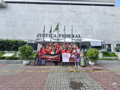 Servidores(as) da JFCE realizam paralisação de 24h por reivindicações salariais e melhorias na carreira